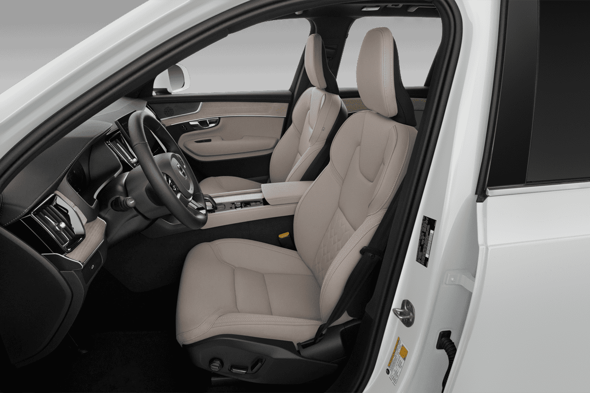 Vordersitze eines Volvo XC90