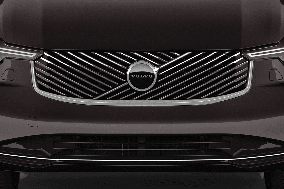 Kühlergrill eines Volvo XC90 Plug-in-Hybrid 