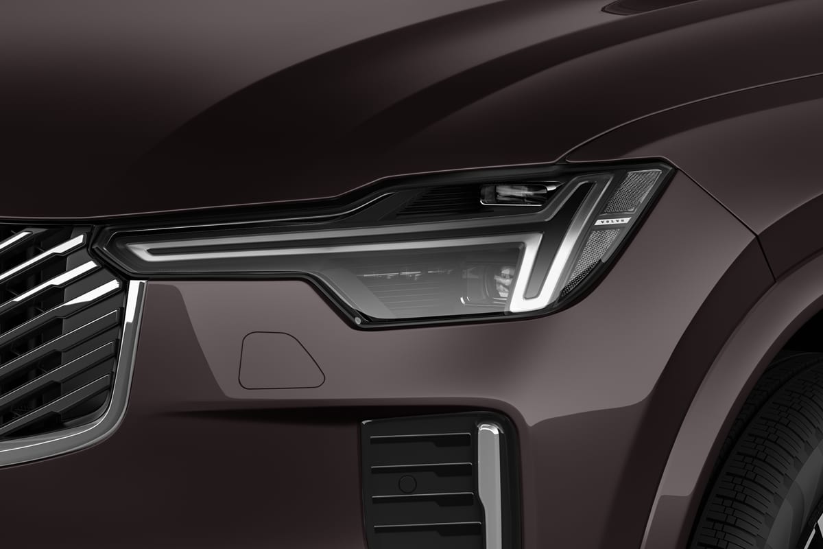 Frontscheinwerfer eines Volvo XC90 Plug-in-Hybrid 