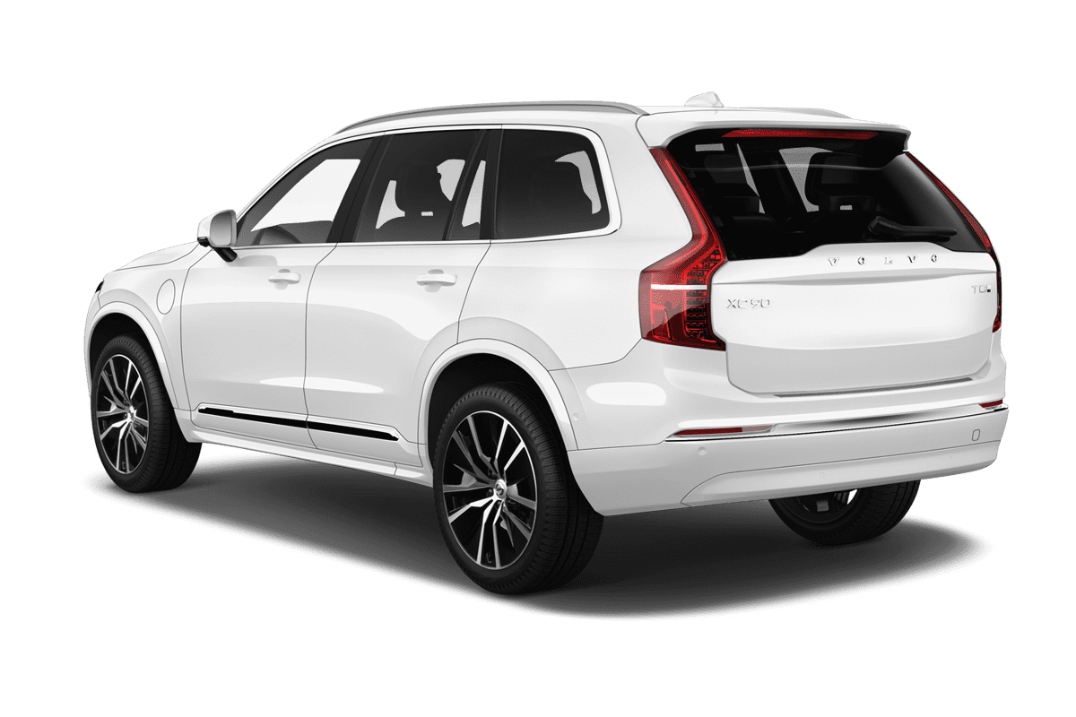 Schräge Heckansicht eines Volvo XC90 Plug-in-Hybrid , freigestellt