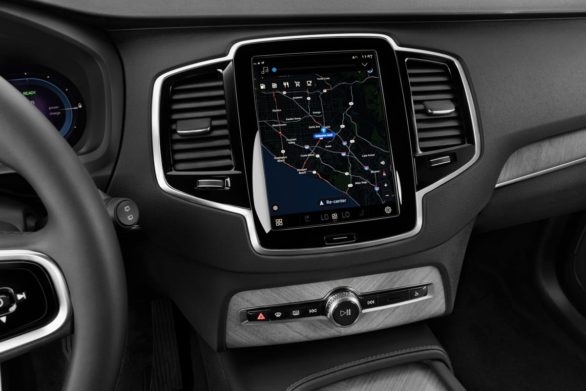 Mittelkonsole eines Volvo XC90 Plug-in-Hybrid 