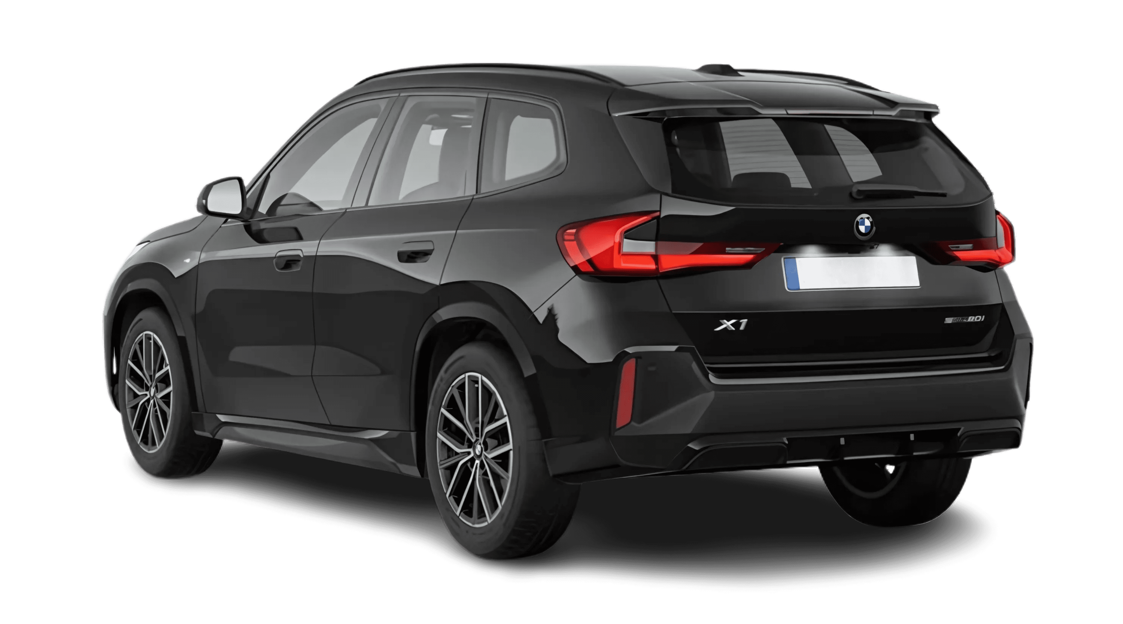 Schräge Heckansicht auf einen BMW X1, freigestellt