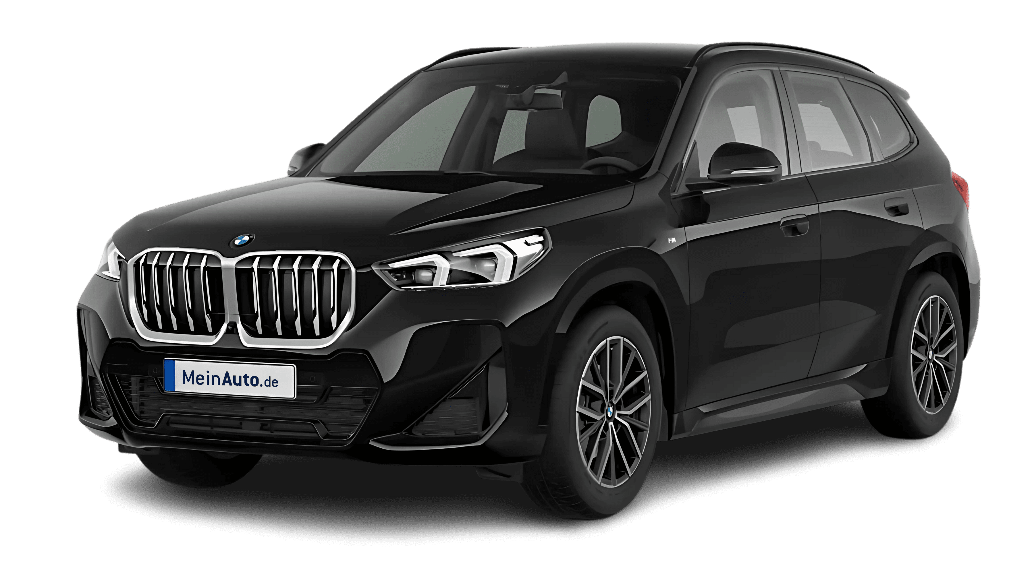 Schräge Frontansicht auf einen BMW X1, freigestellt