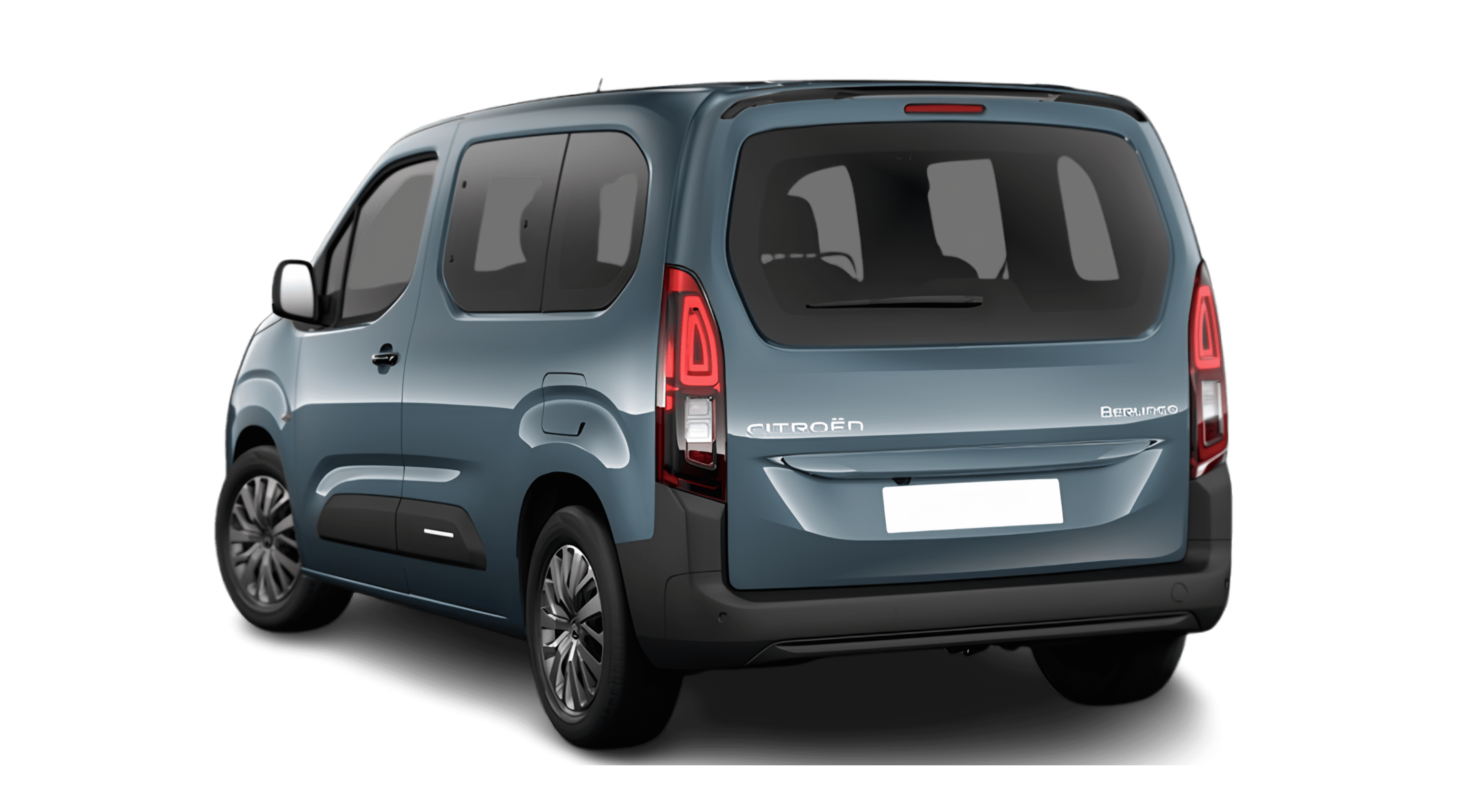 Schräge Heckansicht eines Citroën Berlingo, freigestellt
