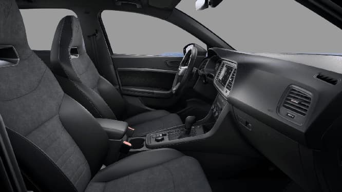 Ansicht der Frontsitze eines CUPRA Ateca