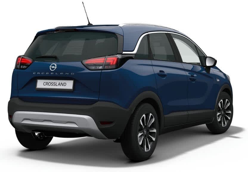 Schräge Heckansicht auf einen Opel Crossland, freigestellt