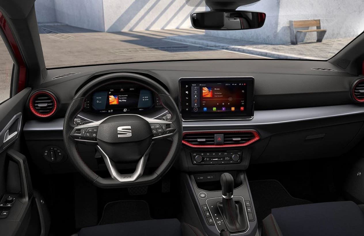 Ansicht des Armaturenbretts eines SEAT Ibiza