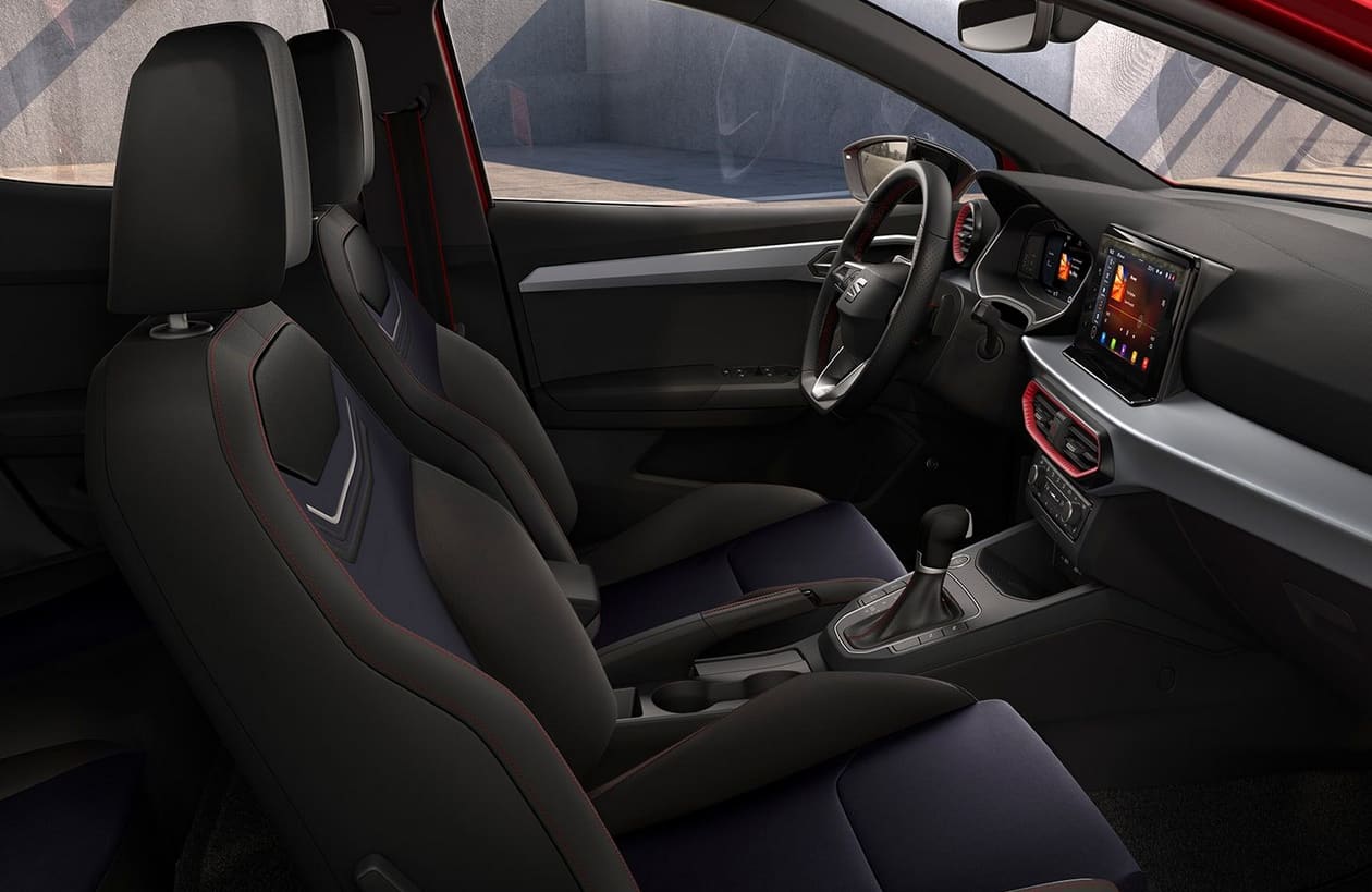 Ansicht der Frontsitze eines SEAT Ibiza
