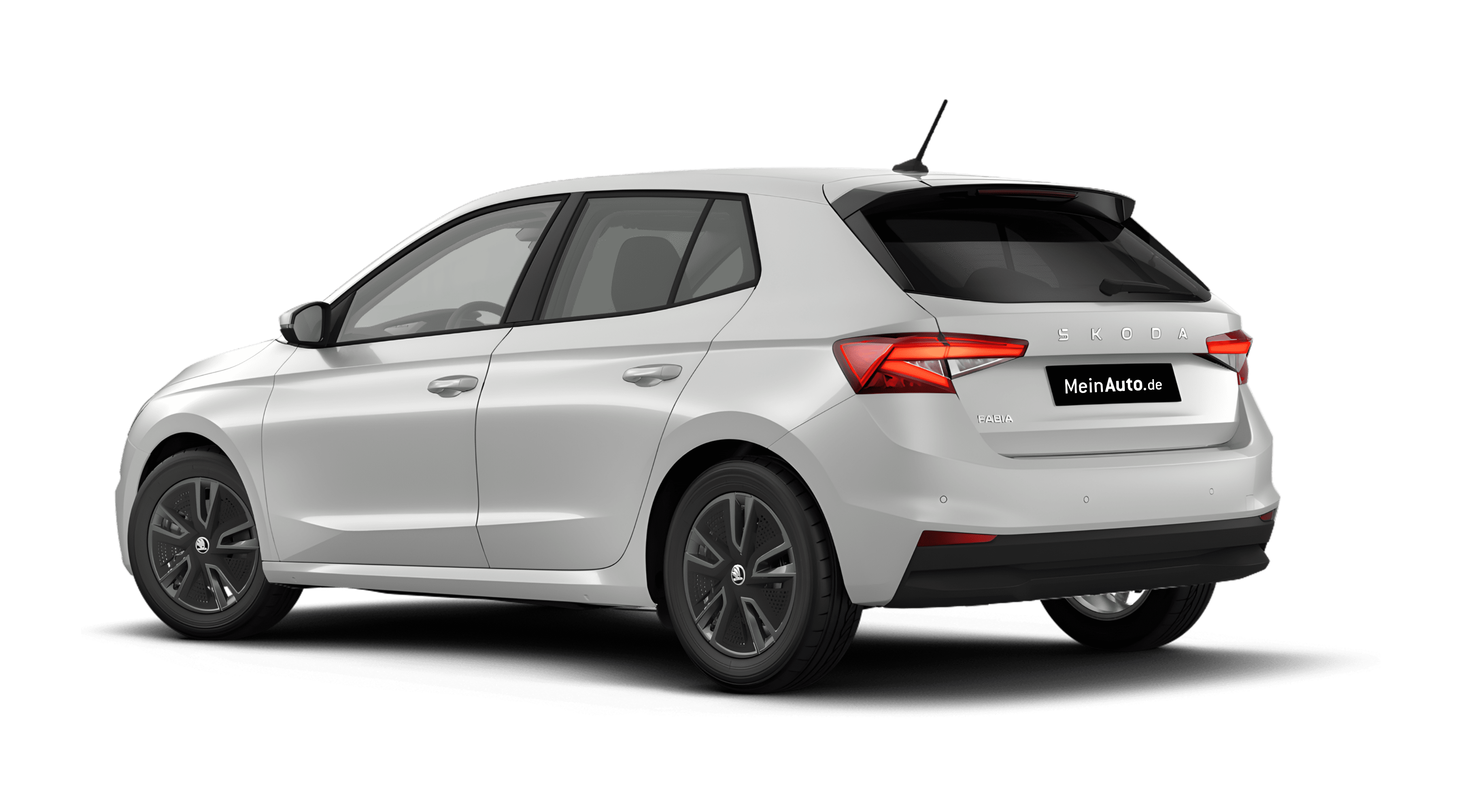 Schräge Heckansicht eines Skoda Fabia, freigestellt