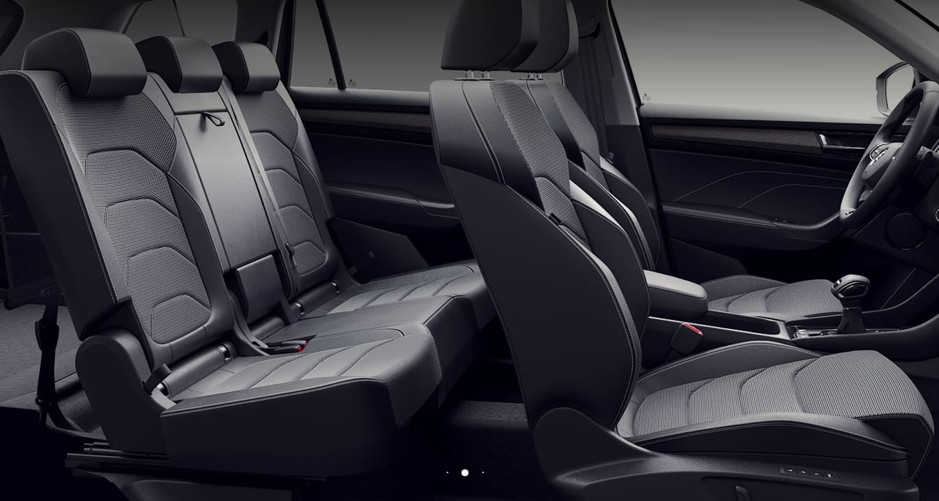 Ansicht der Frontsitze eines Skoda Kodiaq