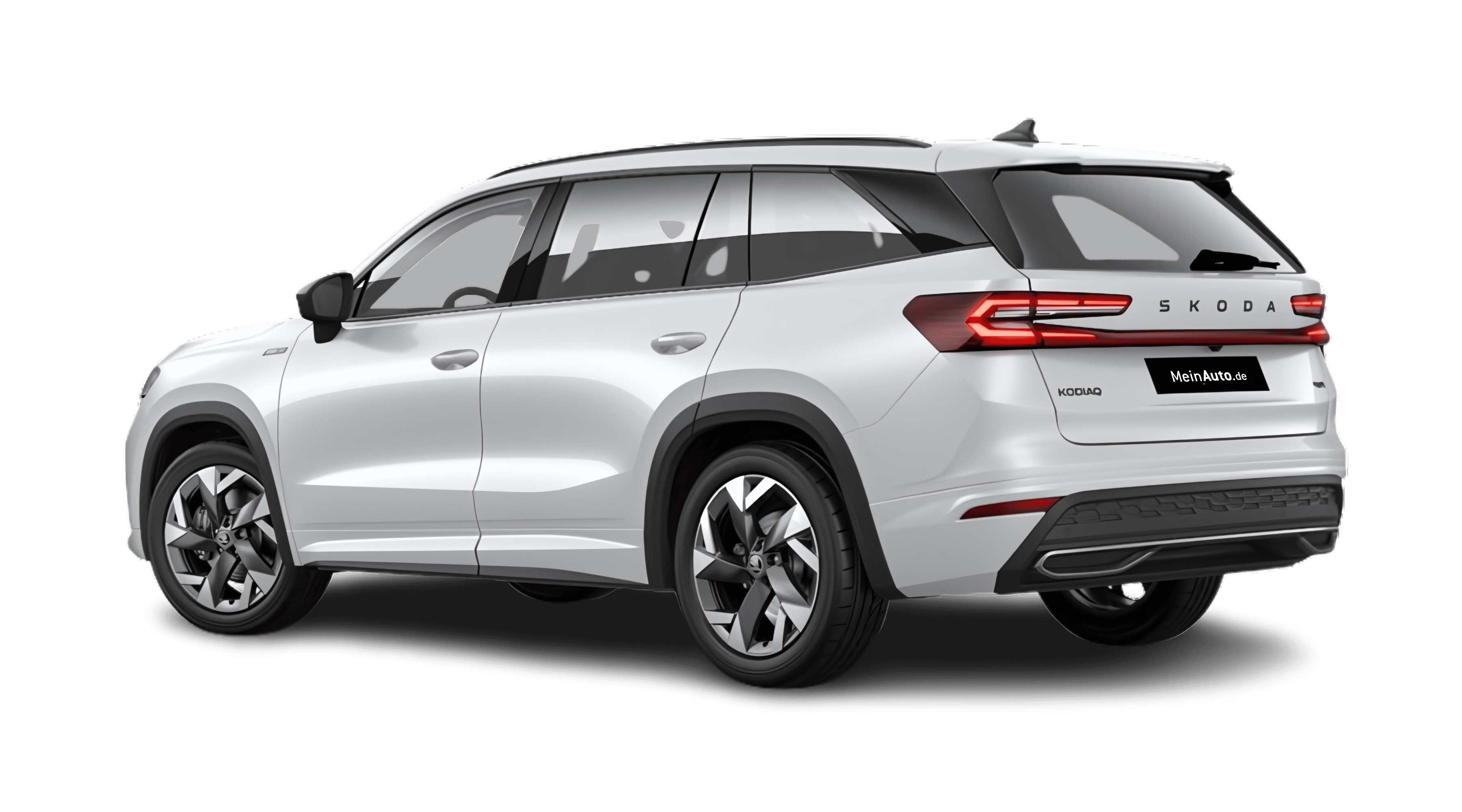 Schräge Heckansicht eines Skoda Kodiaq, freigestellt