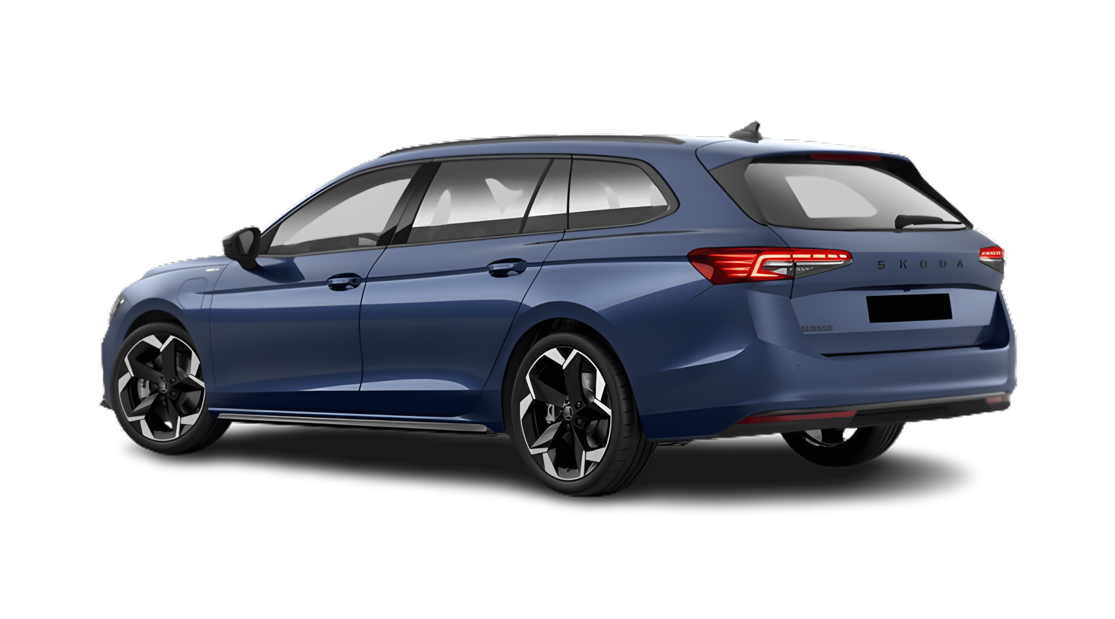 Schräge Heckansicht eines Skoda Superb, freigestellt