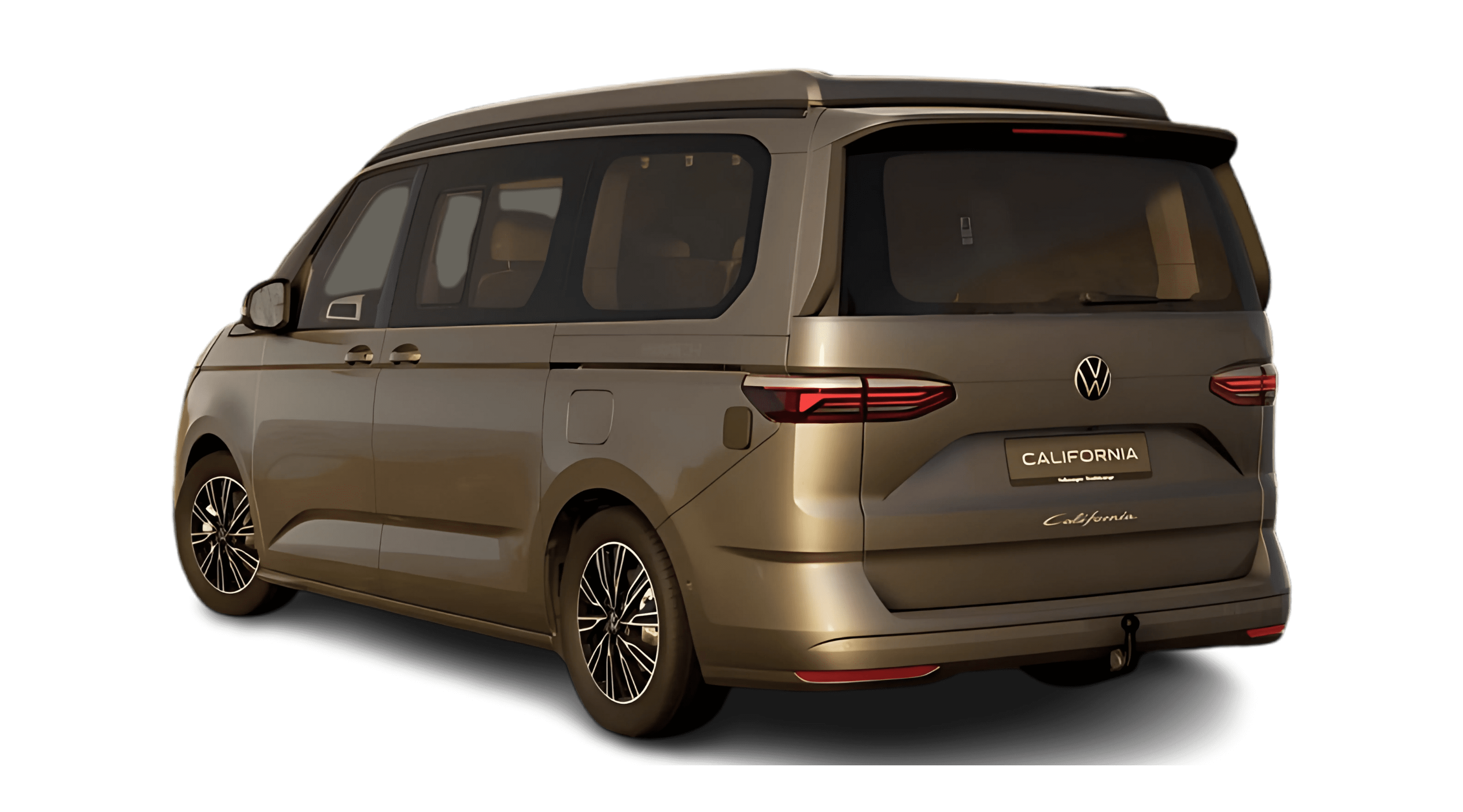 Schräge Heckansicht auf einen Volkswagen California, freigestellt