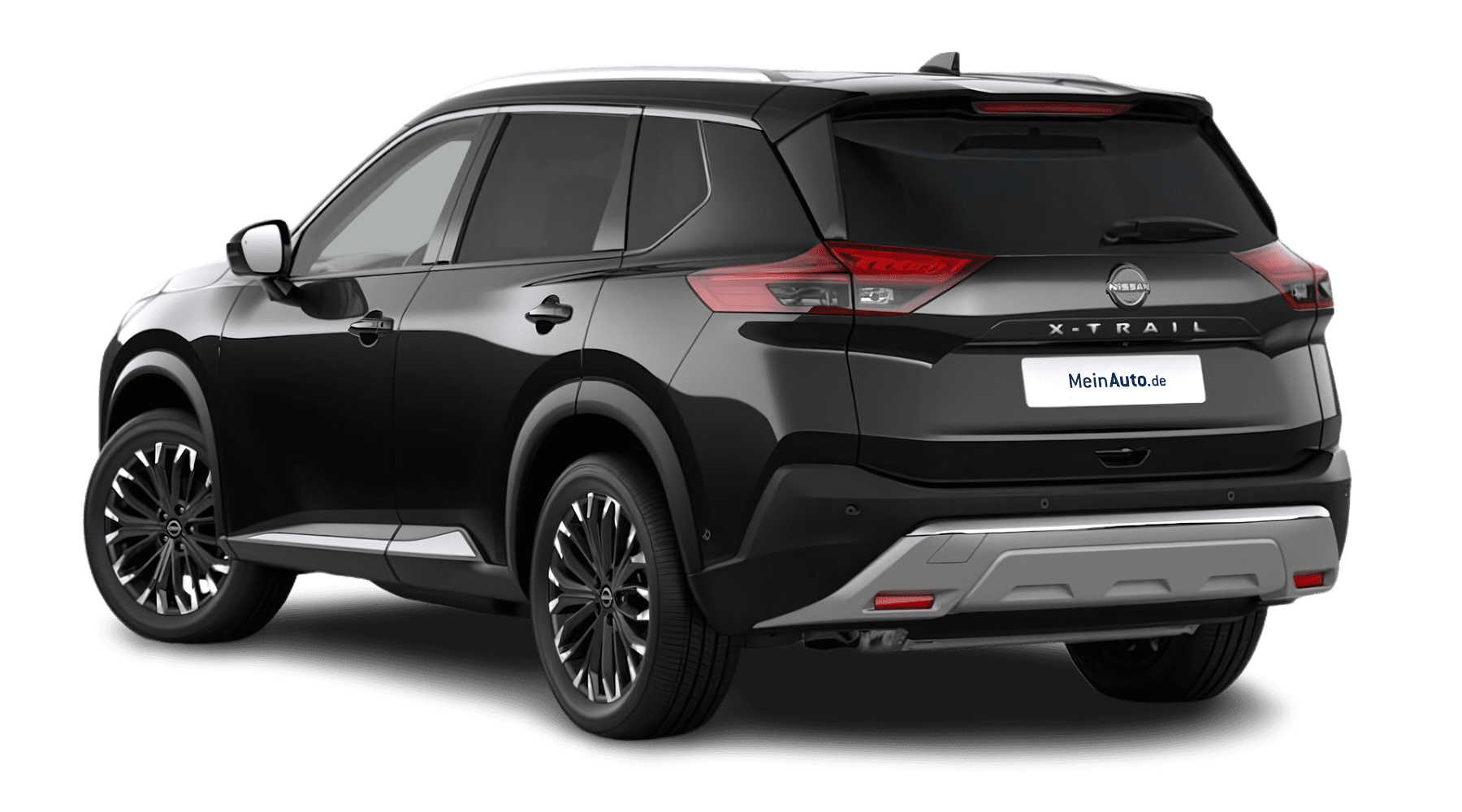 Schräge Heckansicht auf einen Nissan X-TRAIL, freigestellt