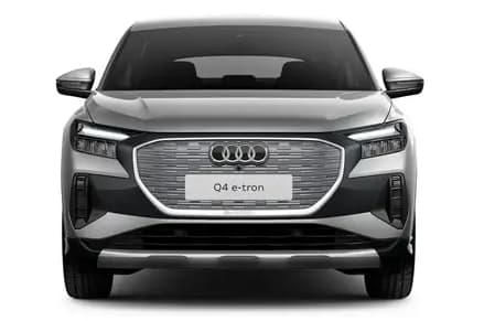 Frontansicht auf einen Audi Q4 Sportback, freigestellt