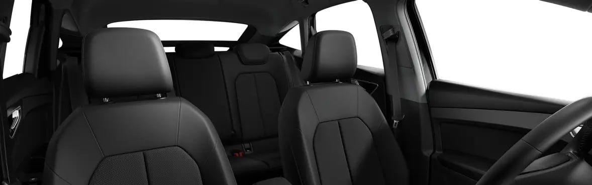 Ansicht der Frontsitze eines Audi Q4 Sportback