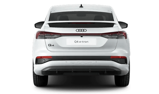 Heckansicht auf einen Audi Q4 Sportback
