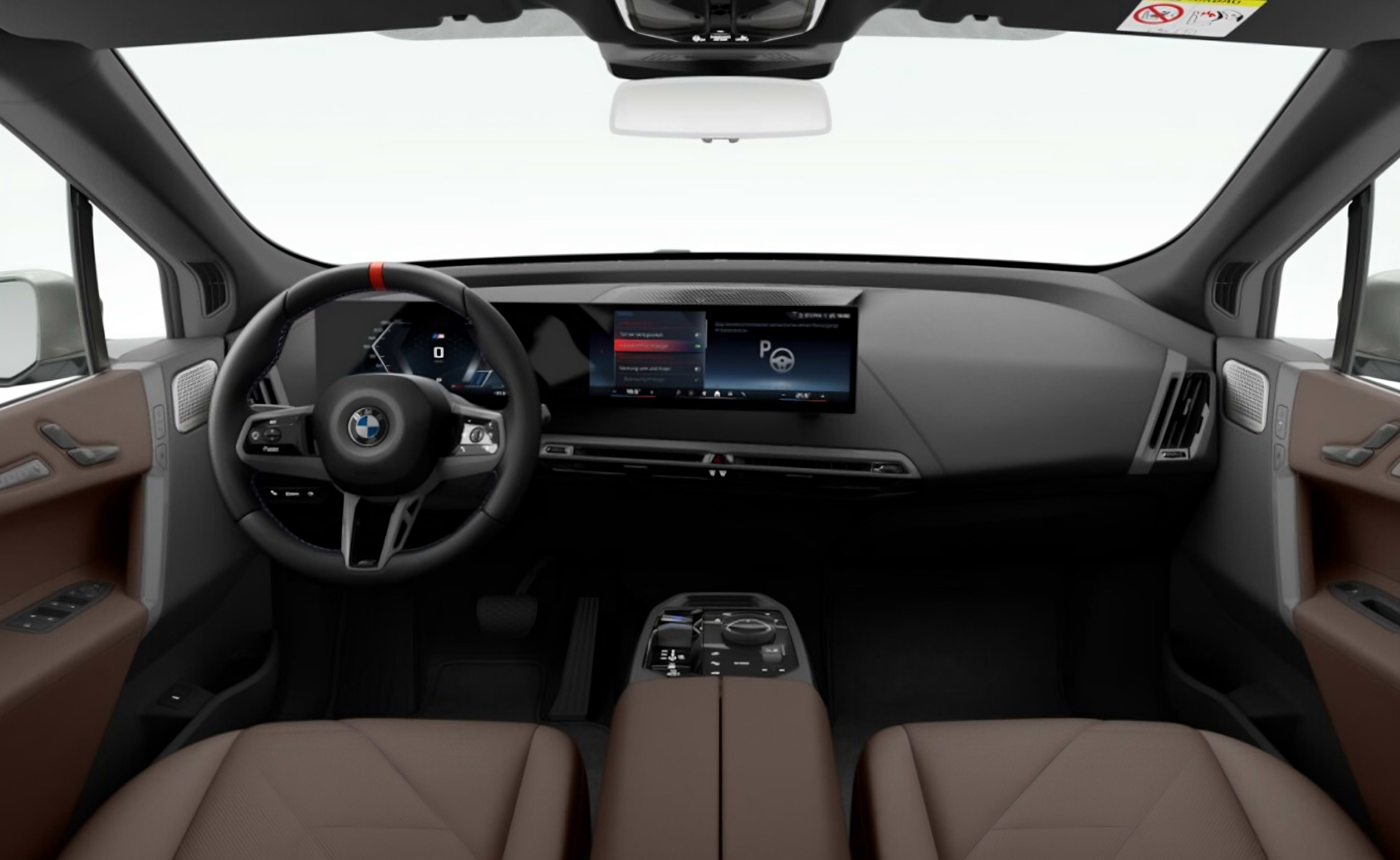 Ansicht des Armaturenbretts eines BMW iX
