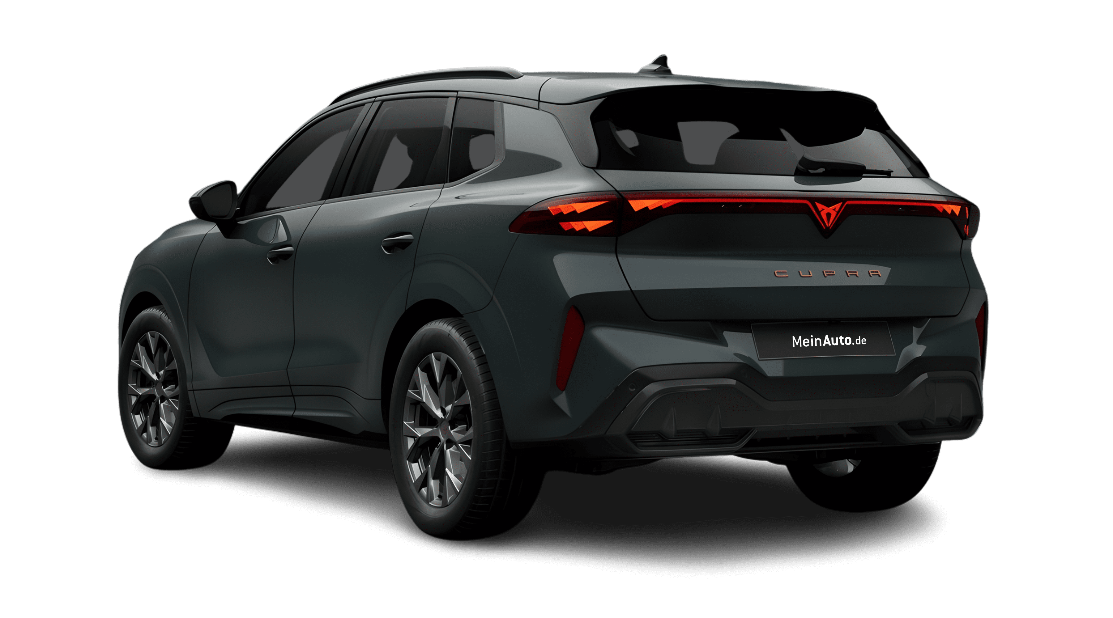 Schräge Heckansicht eines CUPRA Terramar, freigestellt