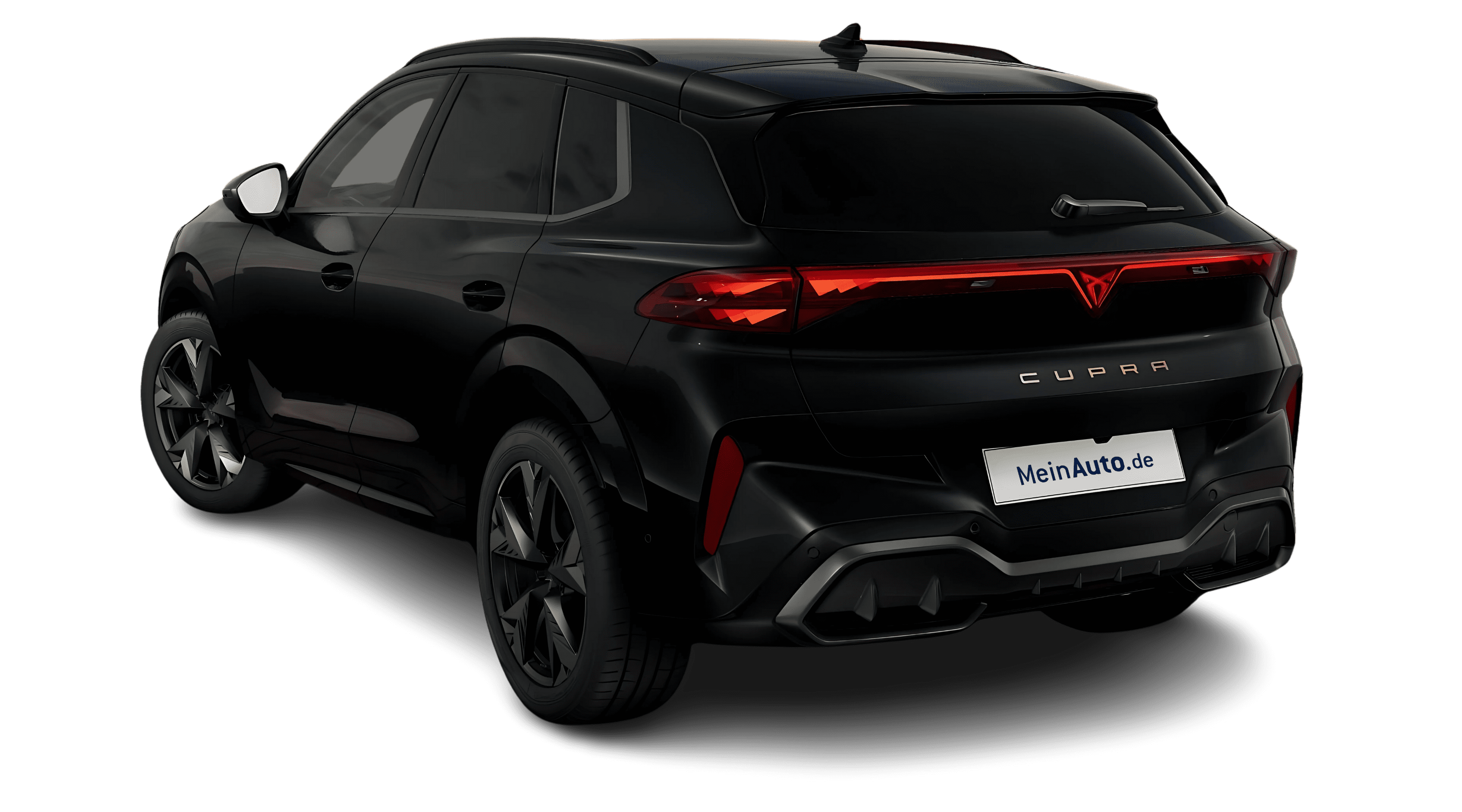 Schräge Heckansicht auf einen CUPRA Terramar, freigestellt