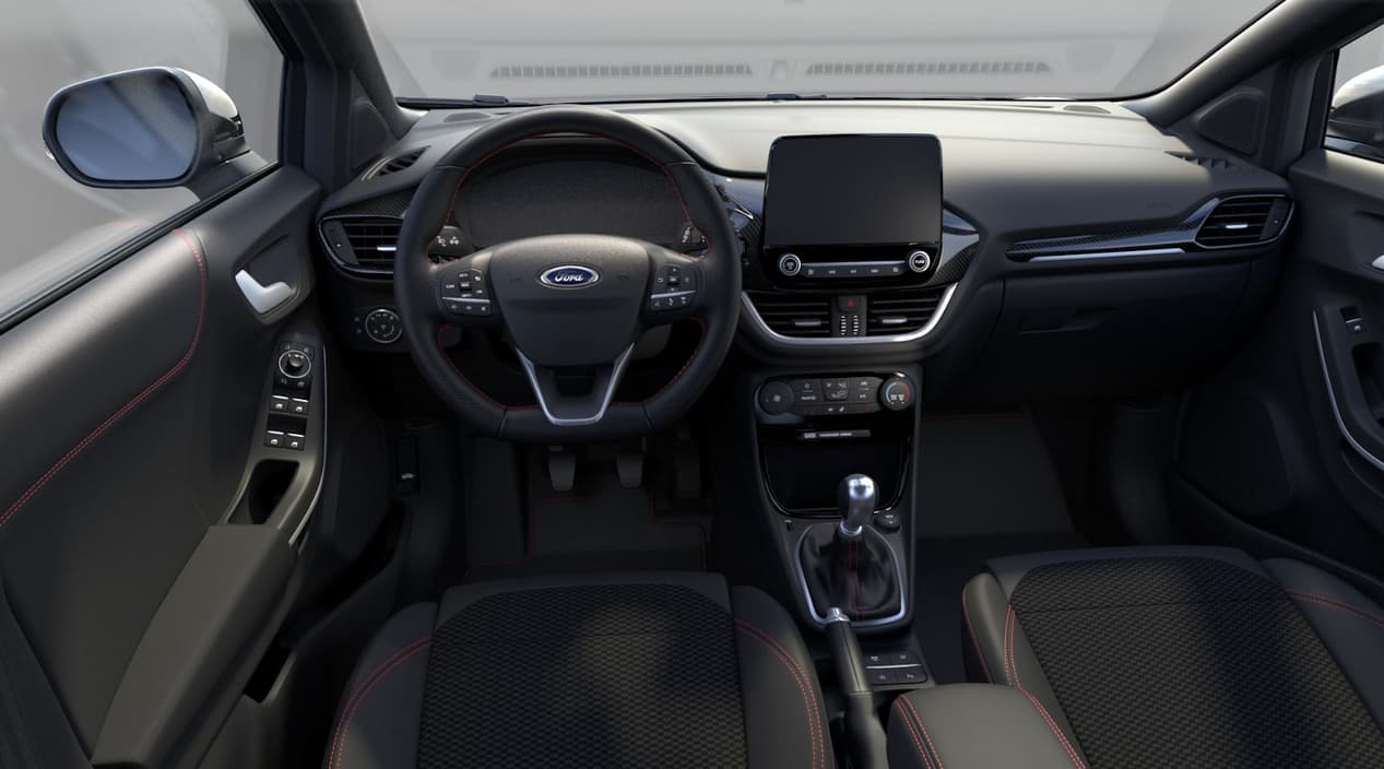 Ansicht des Armaturenbretts eines Ford Puma