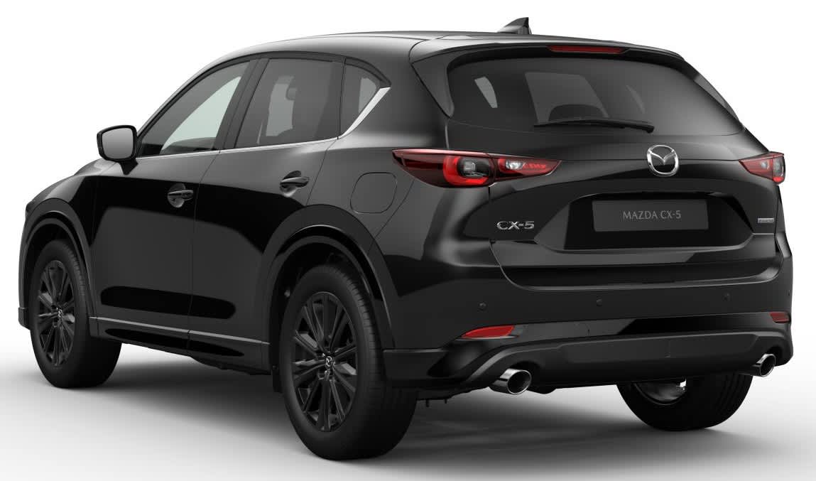Schräge Heckansicht auf einen Mazda CX-5, freigestellt