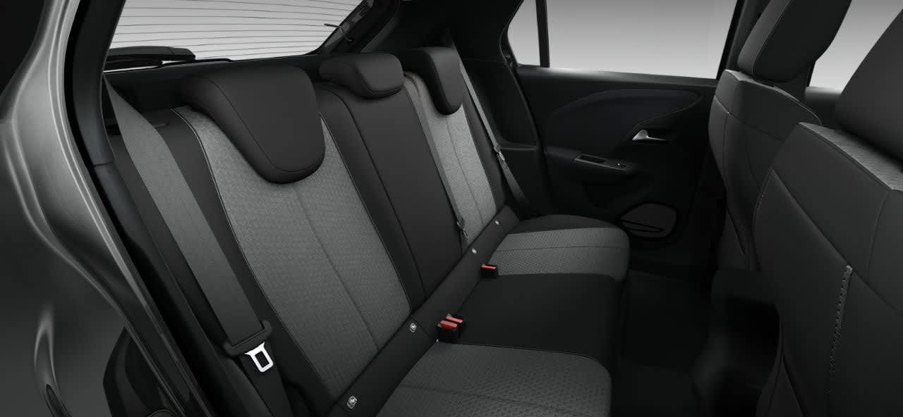 Ansicht der Rücksitze eines Opel Corsa