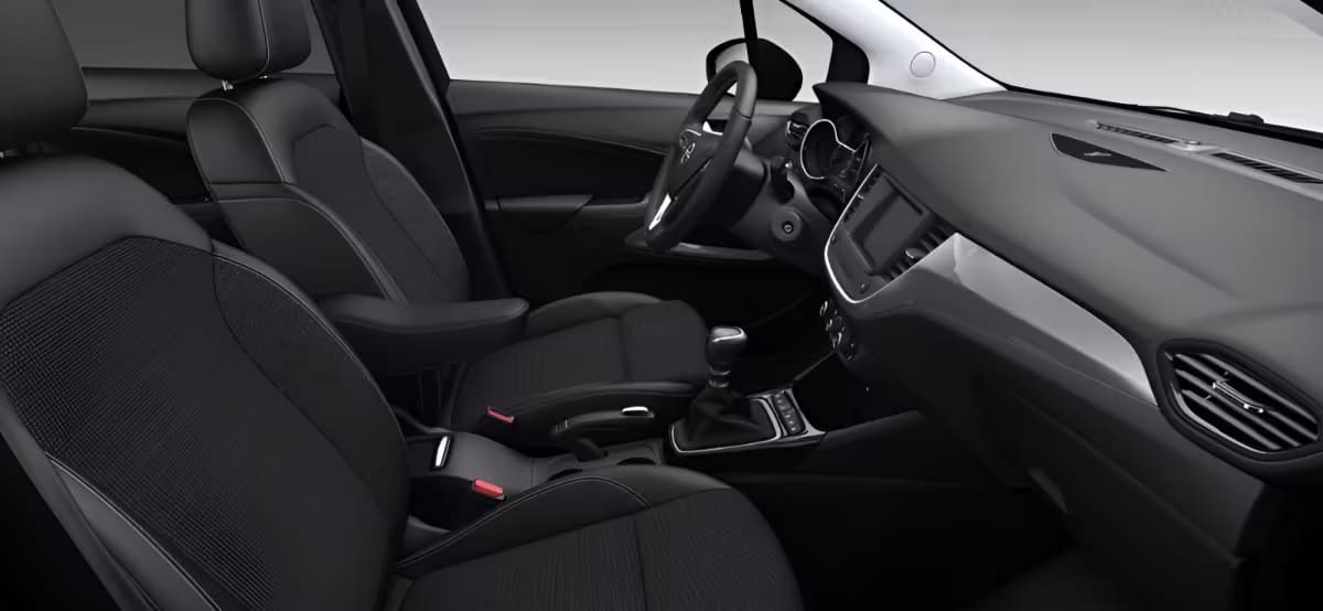 Ansicht der Frontsitze eines Opel Crossland