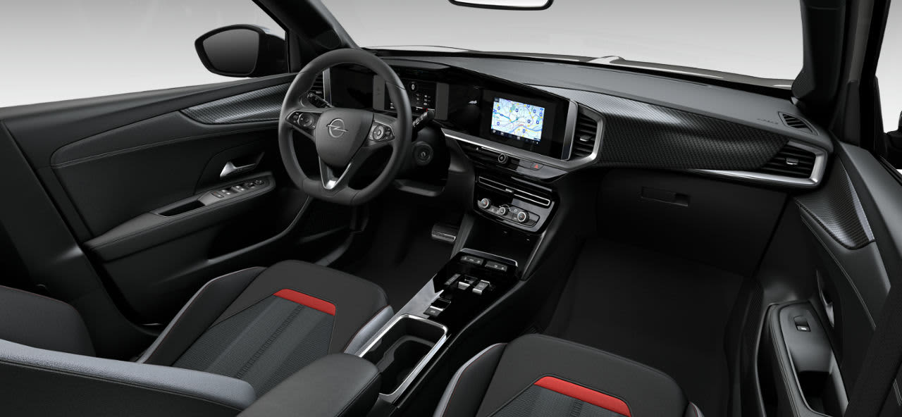 Ansicht des Armaturenbretts eines Opel Mokka