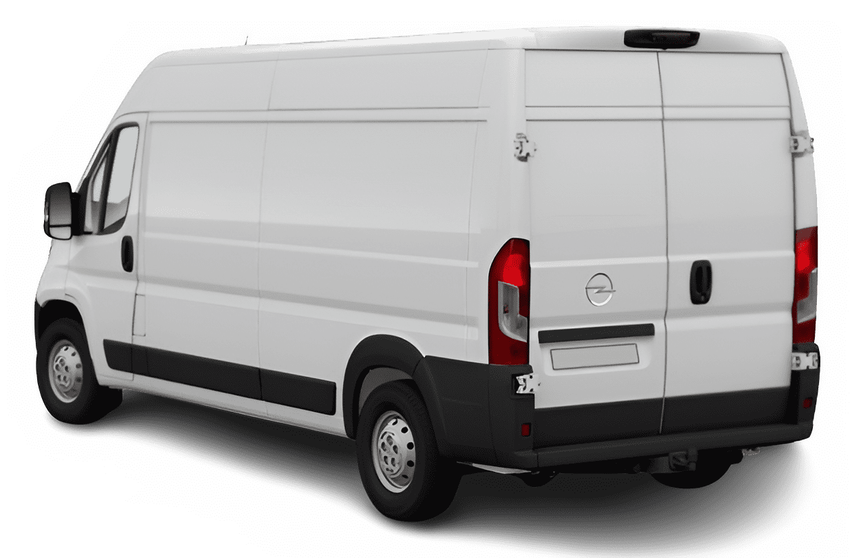 Schräge Heckansicht auf einen Opel Movano, freigestellt