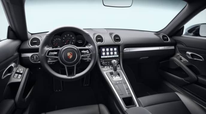 Ansicht des Armaturenbretts eines Porsche 718