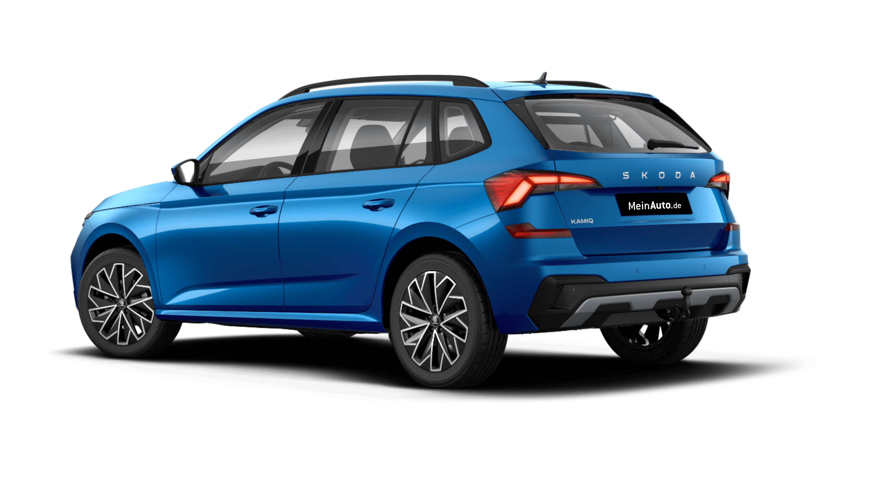 Schräge Heckansicht eines Skoda Kamiq, freigestellt