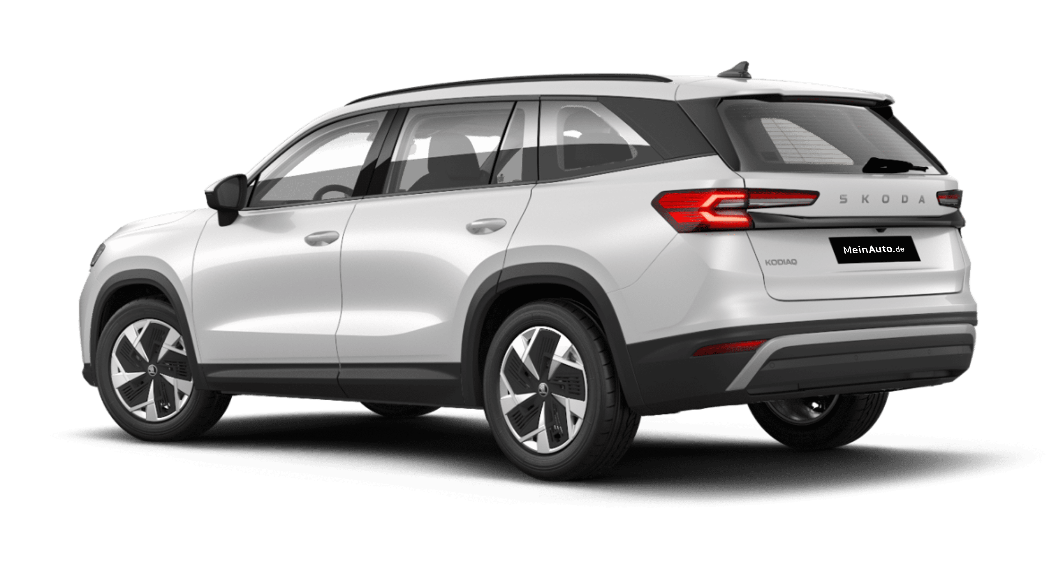 Schräge Heckansicht eines Skoda Kodiaq, freigestellt