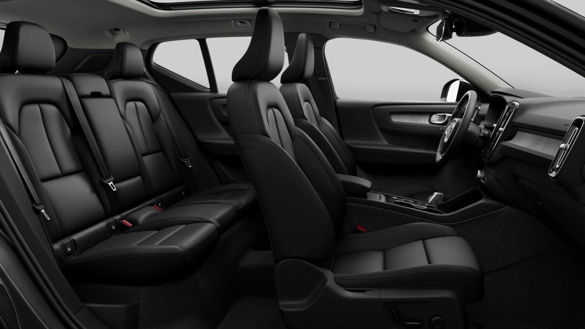 Ansicht der Frontsitze eines Volvo XC40