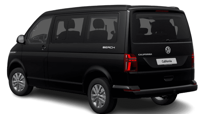 Schräge Heckansicht auf einen Volkswagen California, freigestellt