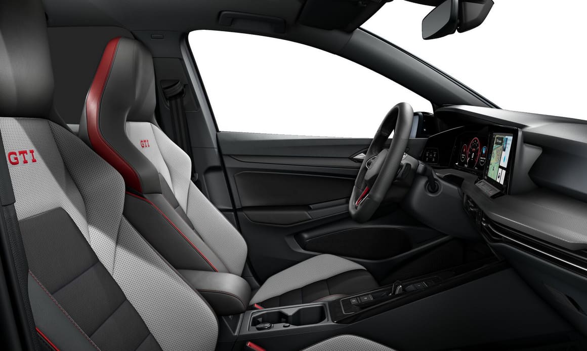 Ansicht der Frontsitze eines Volkswagen Golf