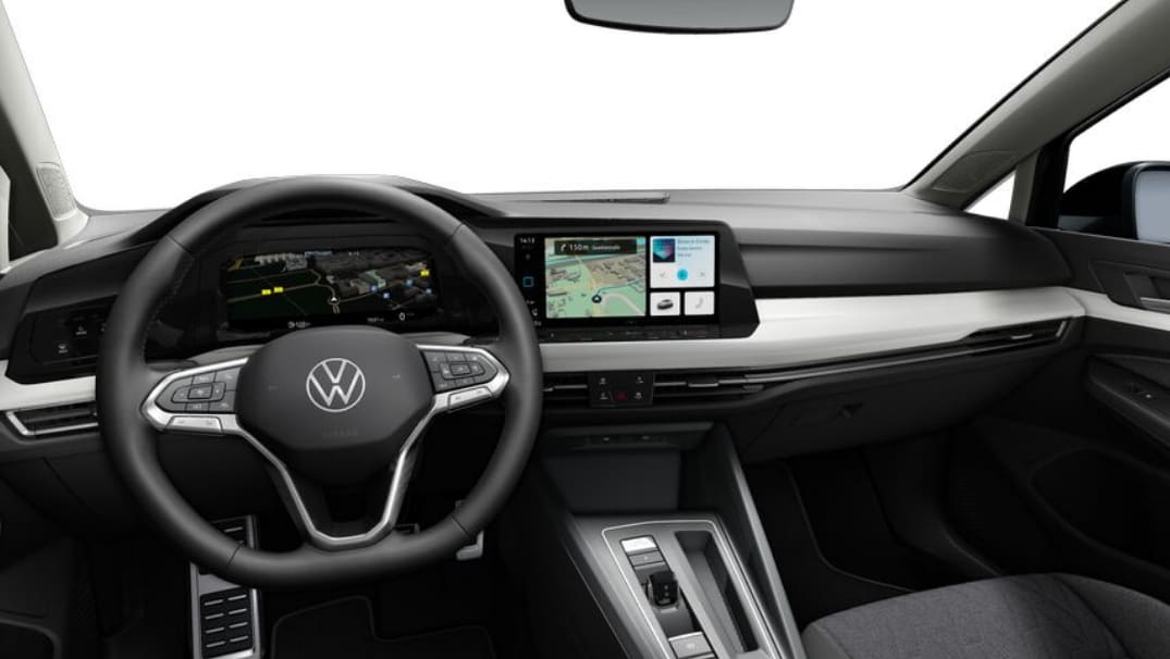 Ansicht des Armaturenbretts eines Volkswagen Golf