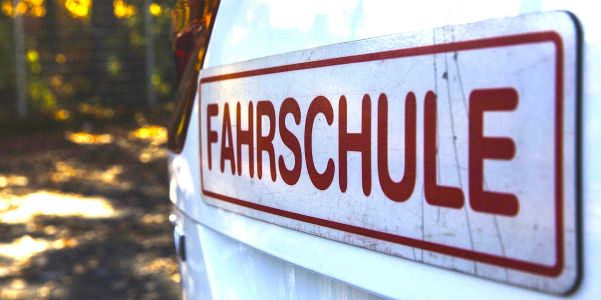 Fahrschule Schild Führerschein