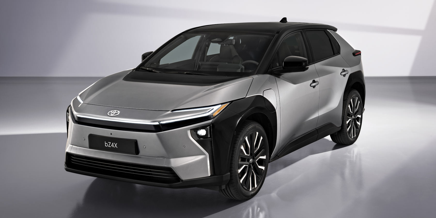 News | Toyota bZ4X: Überarbeitetes Elektro-SUV geht in den Vorverkauf