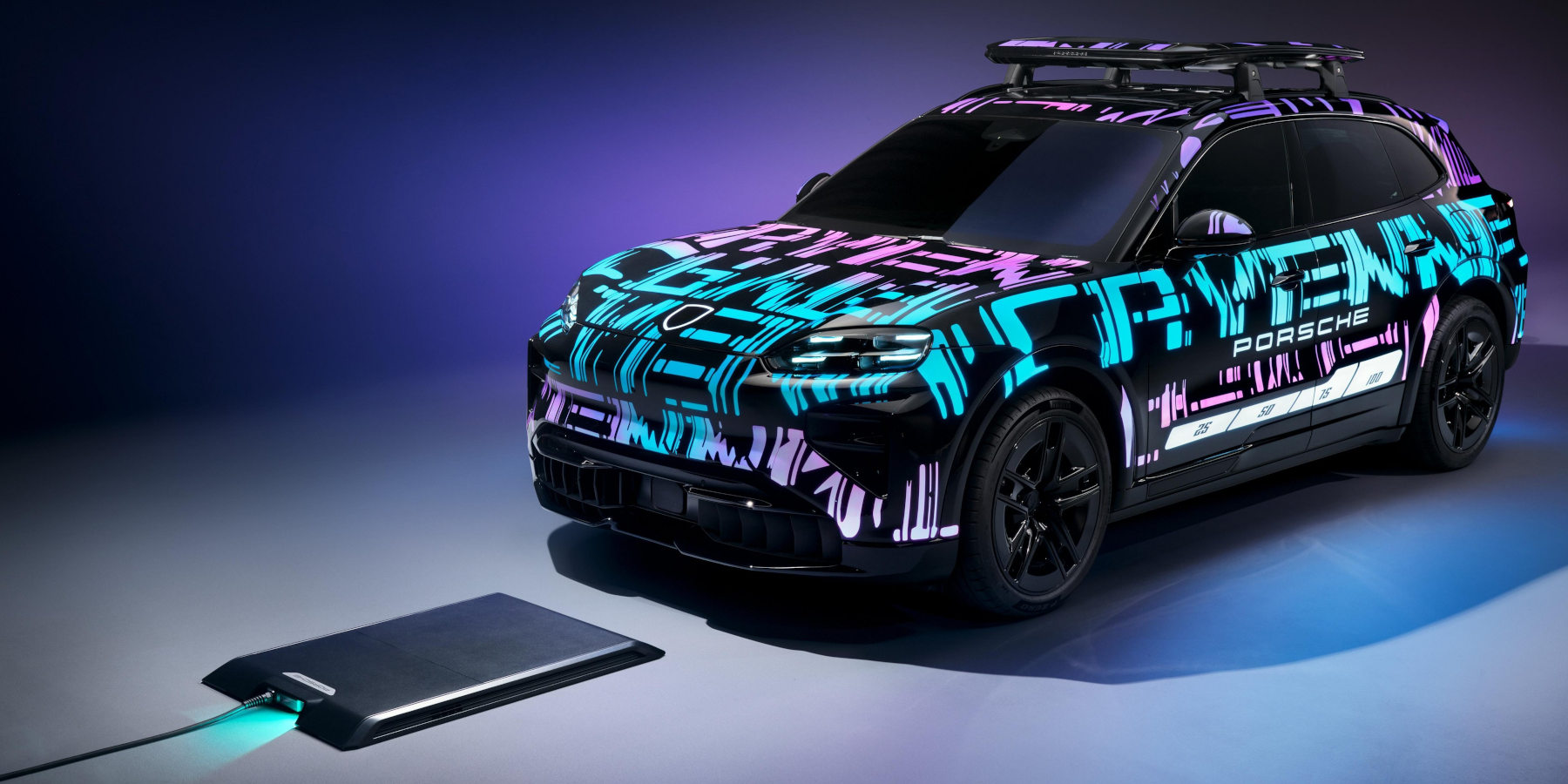 News | Kabelloses Laden: Porsche führt Wireless Charging für Elektro-Cayenne ein