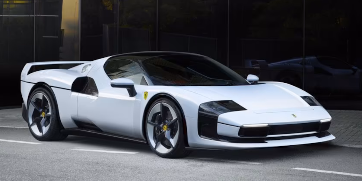 News | Unikat mit Geschichte: Ferrari präsentiert SC40 als Hommage an den F40