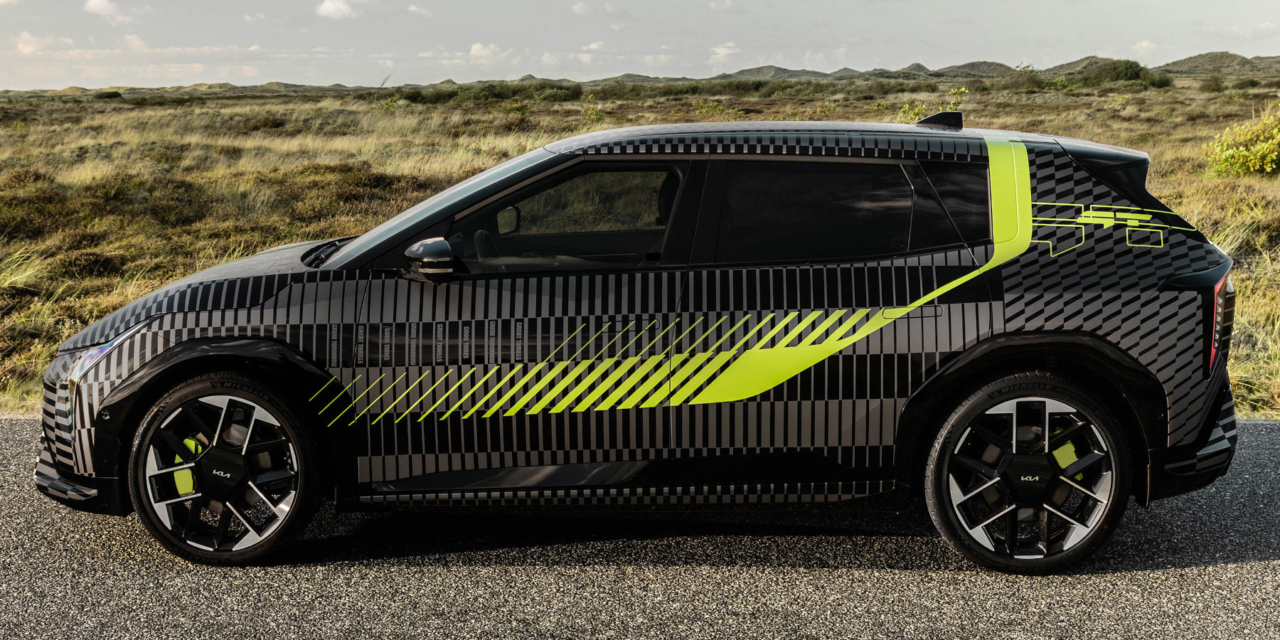 News | Kia GT-Prototypen: Folierung betont Dynamik und Geschwindigkeit