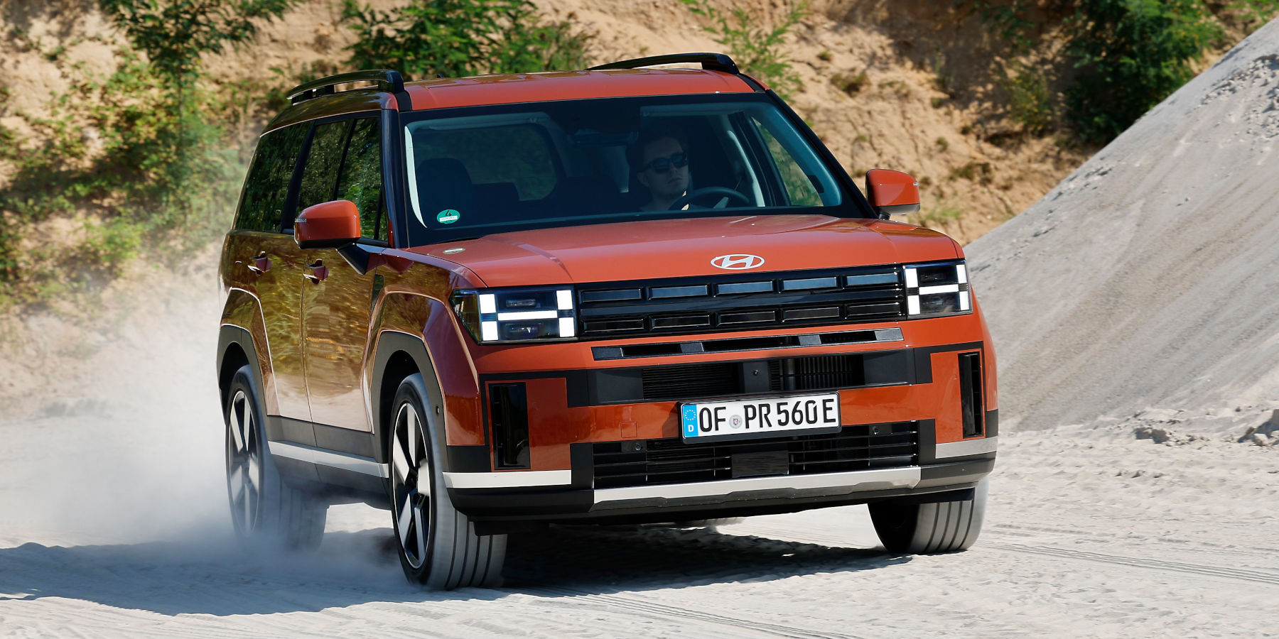 News | Hyundai Santa Fe: Als Plug-in-Hybrid ins neue Modelljahr