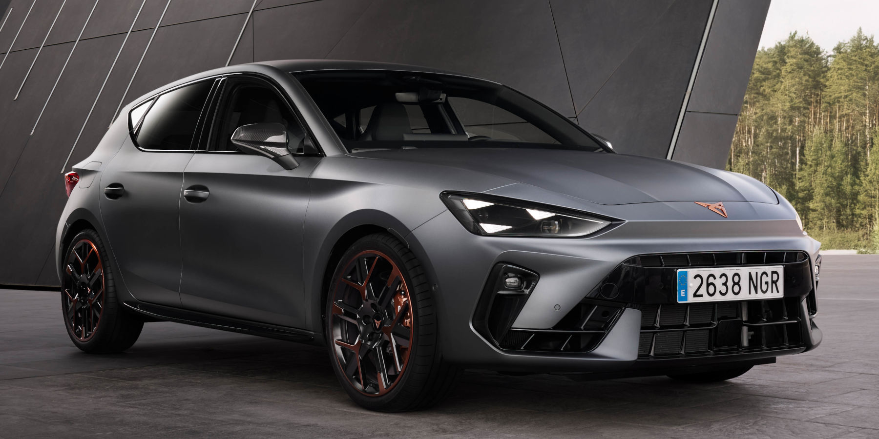 News | Neuer Cupra Leon VZ: Kompaktsportler steigert sich auf 325 PS