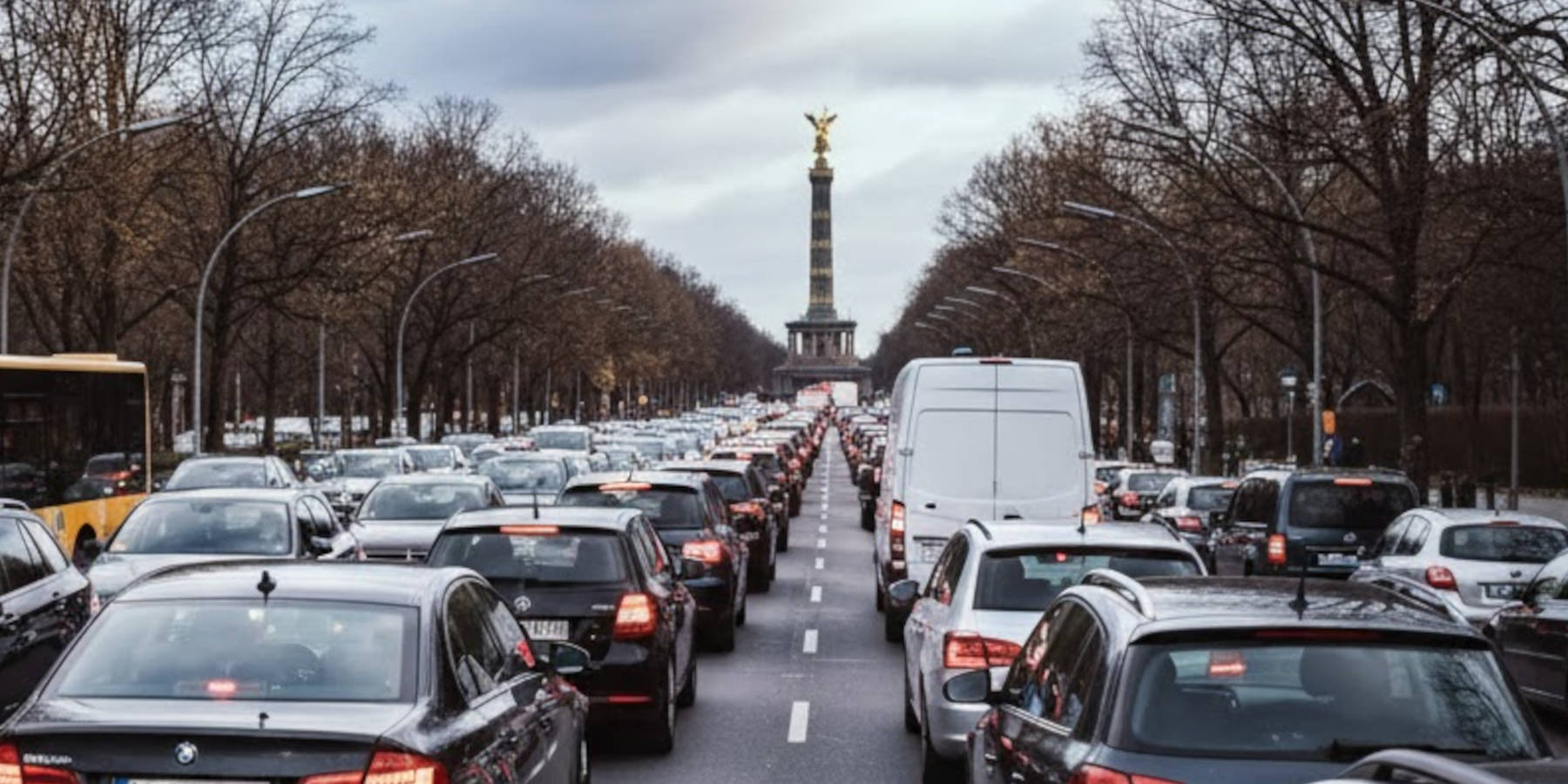 News | Staus in Deutschland: In Berlin brauchen Autofahrer die meiste Geduld